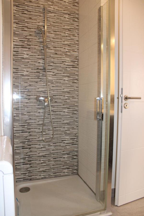 Confortable Avec Parking Prive Apartment